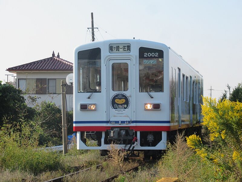 ファイル:Kantetsu kiha2002.jpg