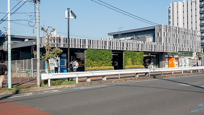 ファイル:東所沢駅.jpg
