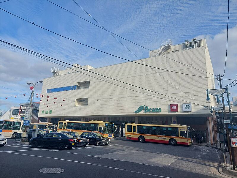 ファイル:Ka Nakayama Sta.south1.jpg