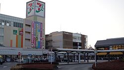 南大沢駅前.jpg