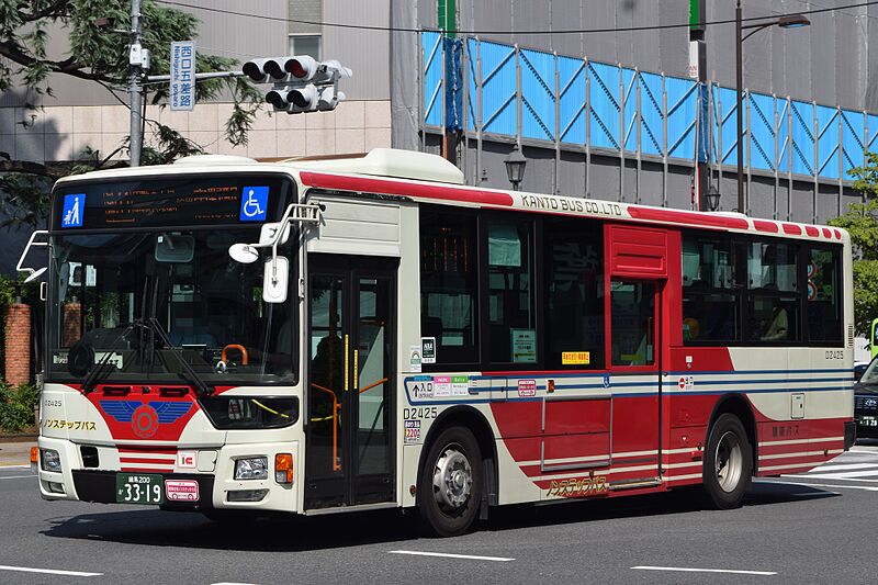 ファイル:関東バスD2425.jpg