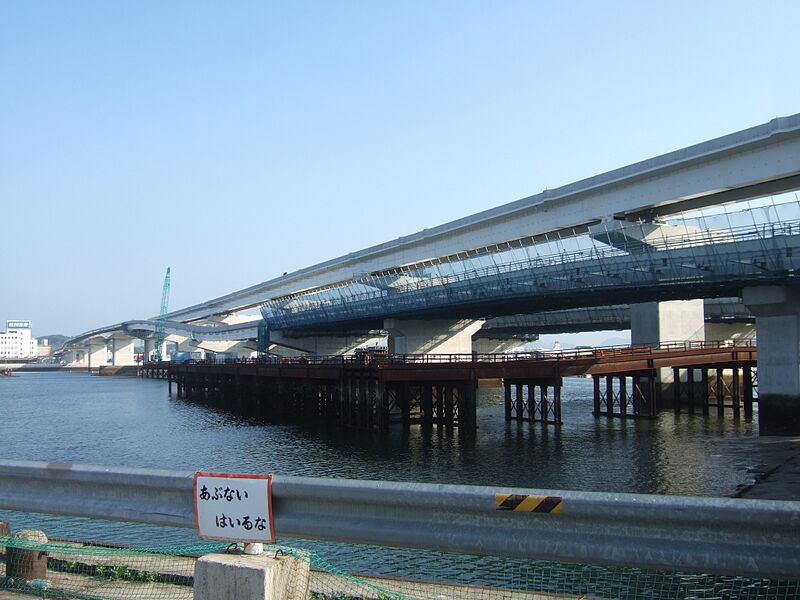 ファイル:Hiroshima Expressway 3 03.jpg