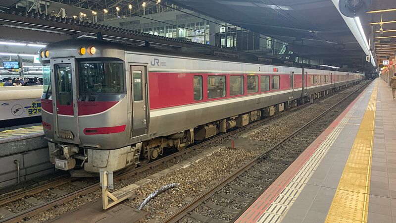 ファイル:JRW189 RakurakuBiwako.jpeg