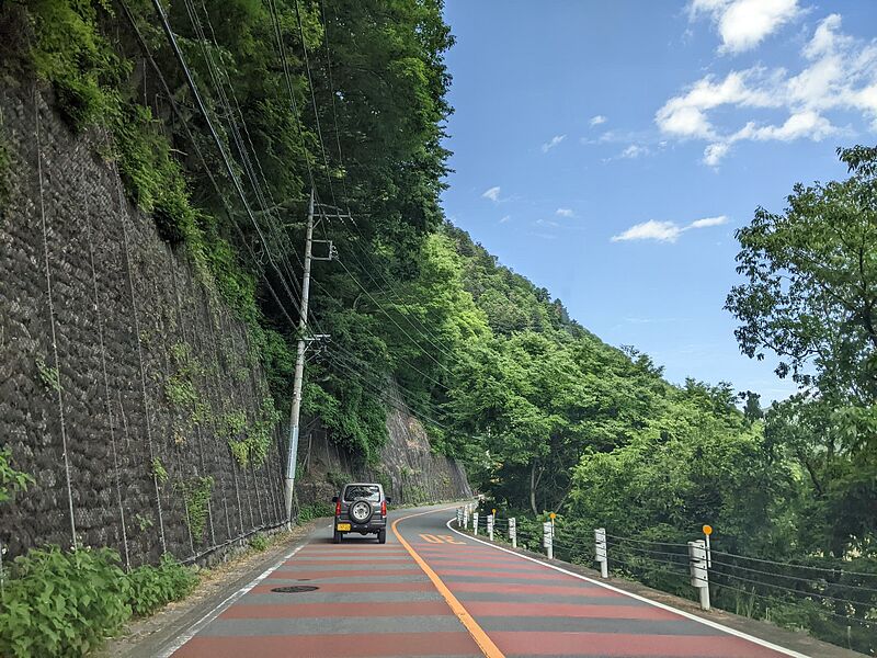 ファイル:国道411号 (奥多摩町).jpg