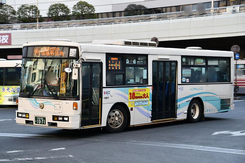 ファイル:関東自動車 1071.jpeg