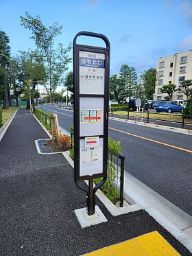住宅北口バス停留所 2番のりば.jpg