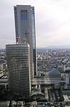 東京オペラシティ周辺の建物群