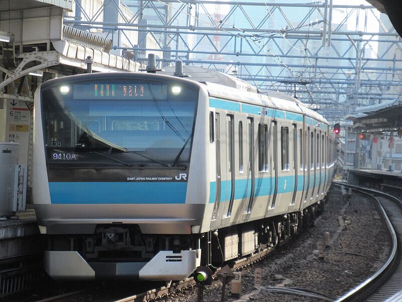 ファイル:E233-1000-Sai130.jpg