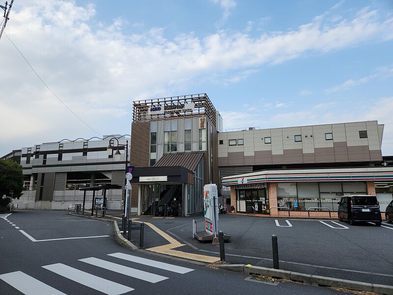 ファイル:武蔵野台駅.jpg
