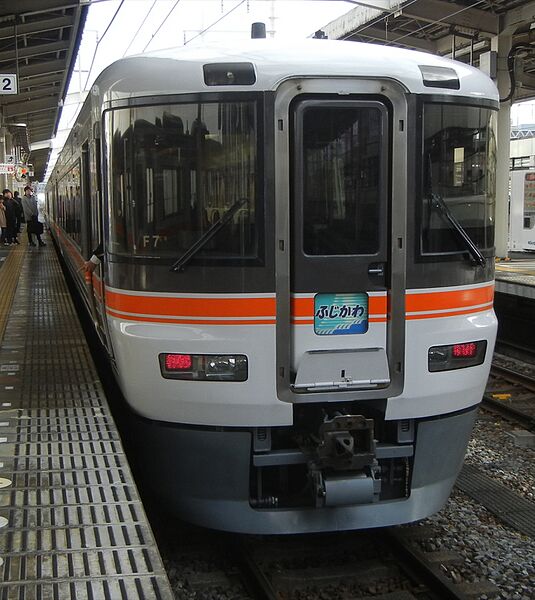 ファイル:JR東海373系電車.jpg